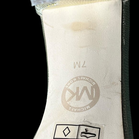 Michael Kors Gold Strappy Heels With Zipper Closure & Textured Finish size 7 - Picture 11 of 11